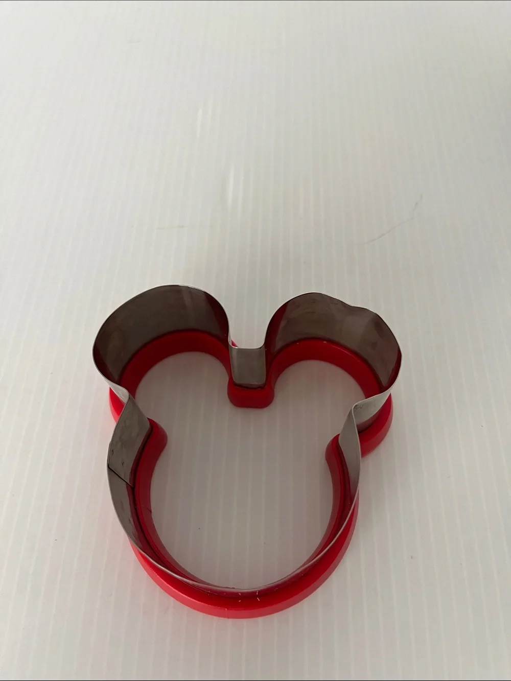 Disney’s Mickey Mouse Sandwich & Cookie Cutter